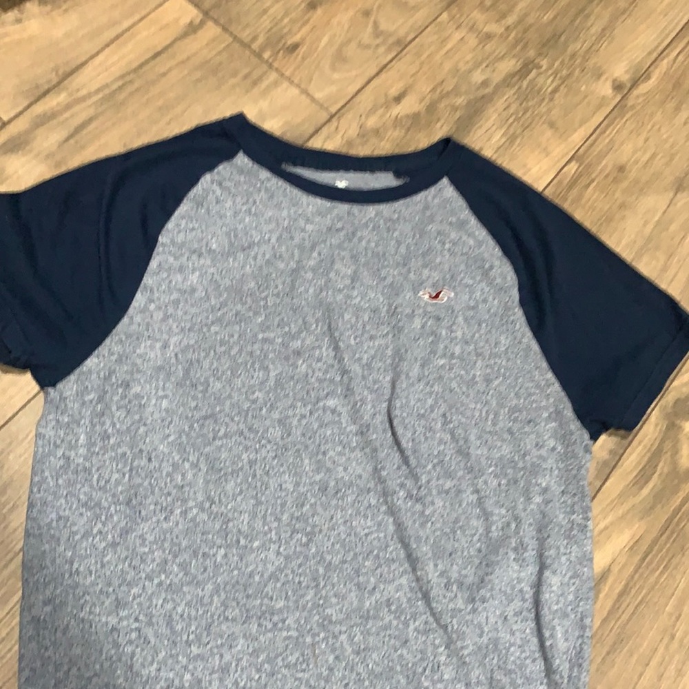 Hollister short sleeve grey and dark blue size S